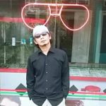Seteleh memakai Kacamata dari Optik Rahayu Jaya, Jadi makin PeDe ketika  Performa dipanggung, semakin berkaca-kaca